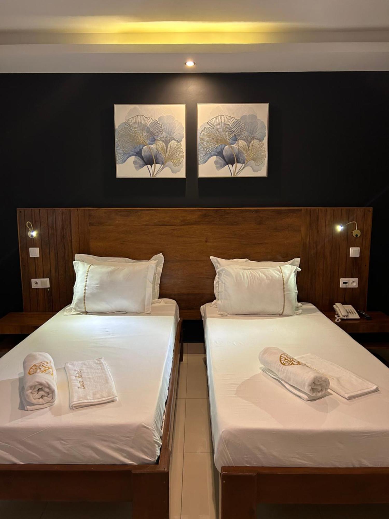 Zara Hotel อันตานานารีโว ภายนอก รูปภาพ